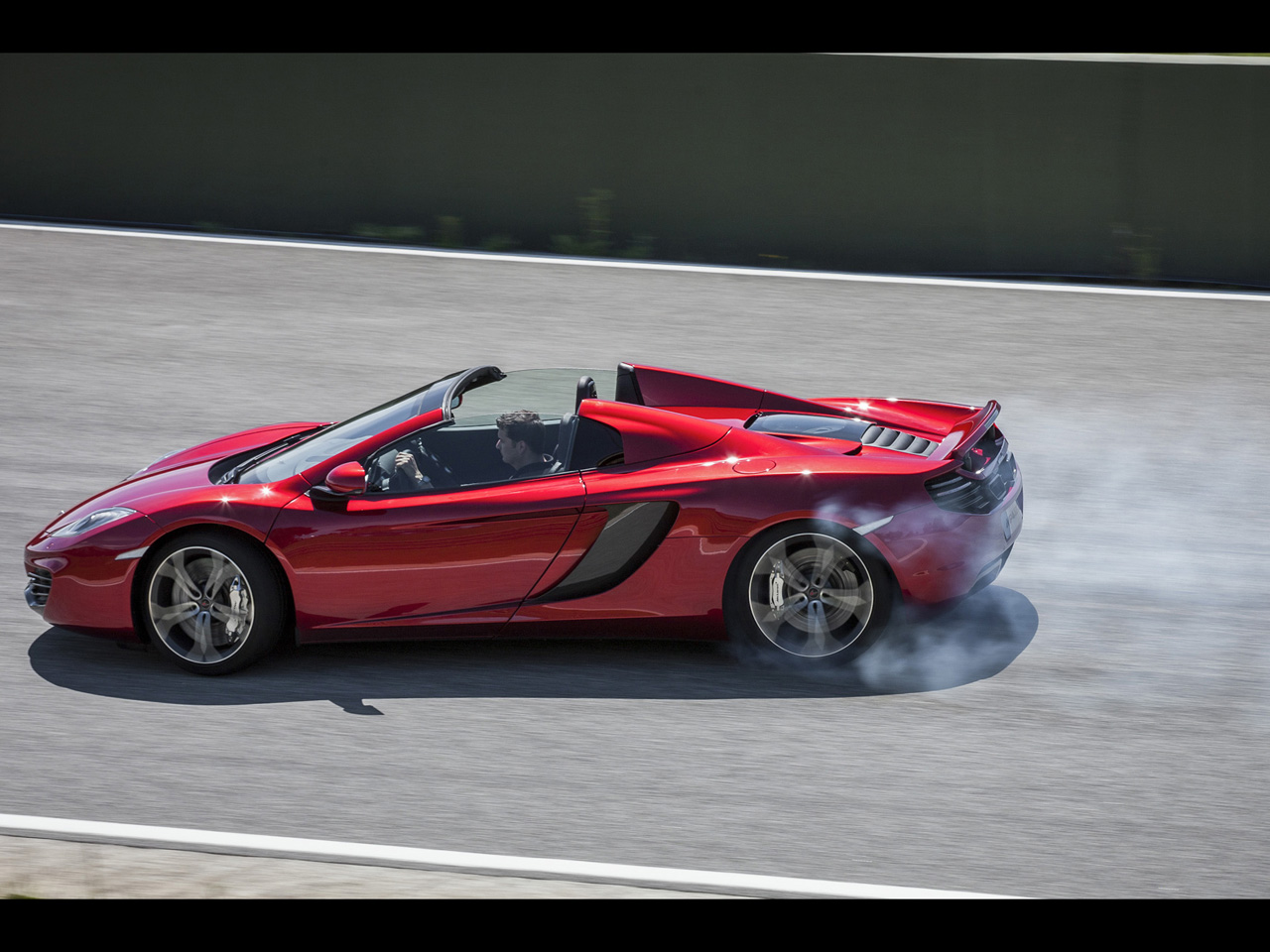 2013 McLaren MP4-12C Spider