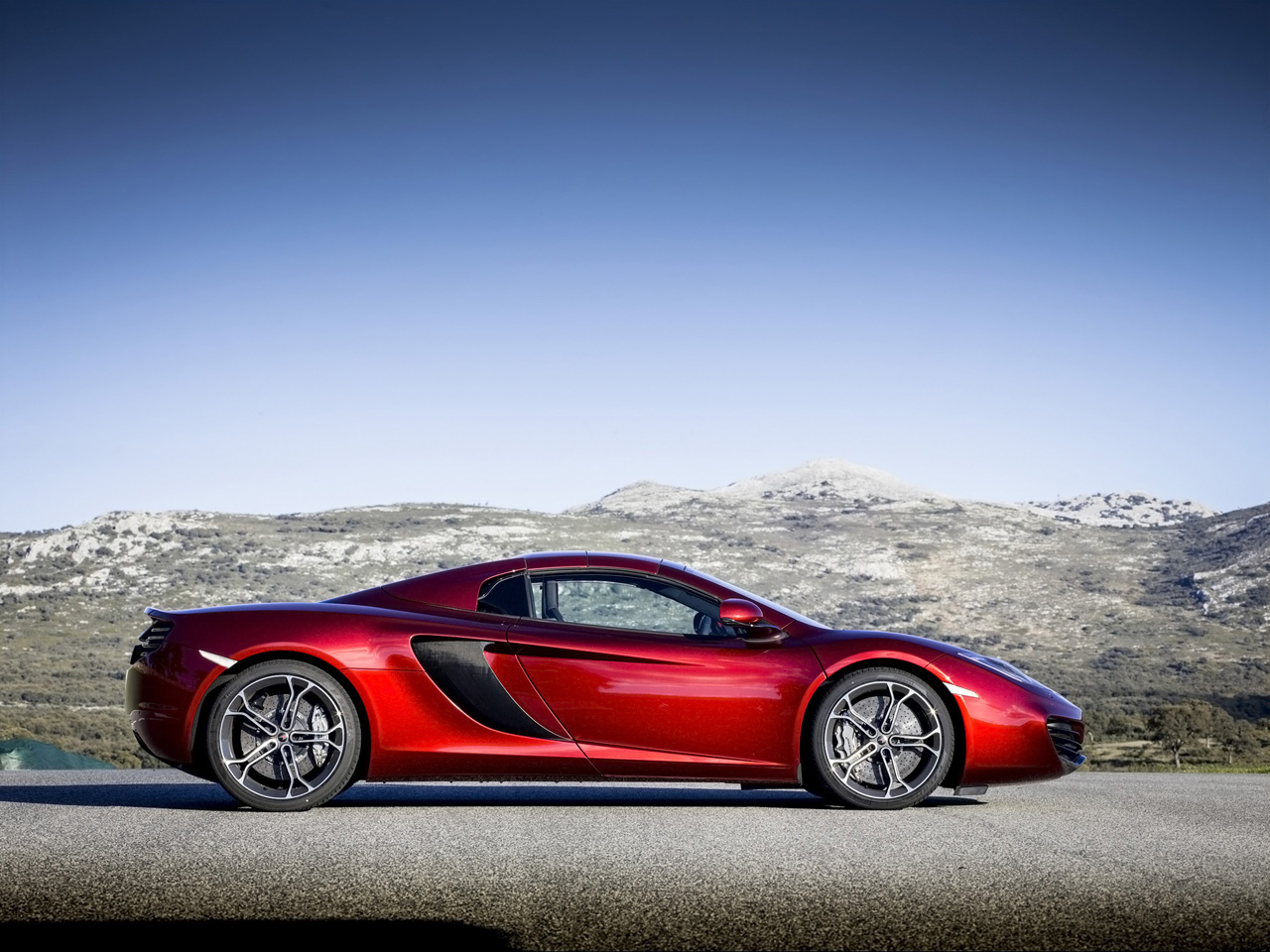 2013 McLaren MP4-12C Spider