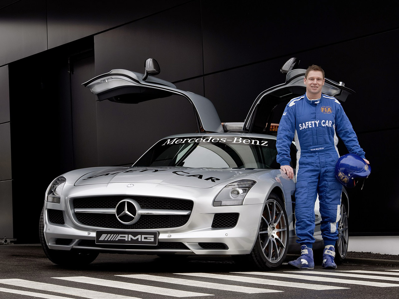 2010 Mercedes-Benz SLS AMG Safety Car