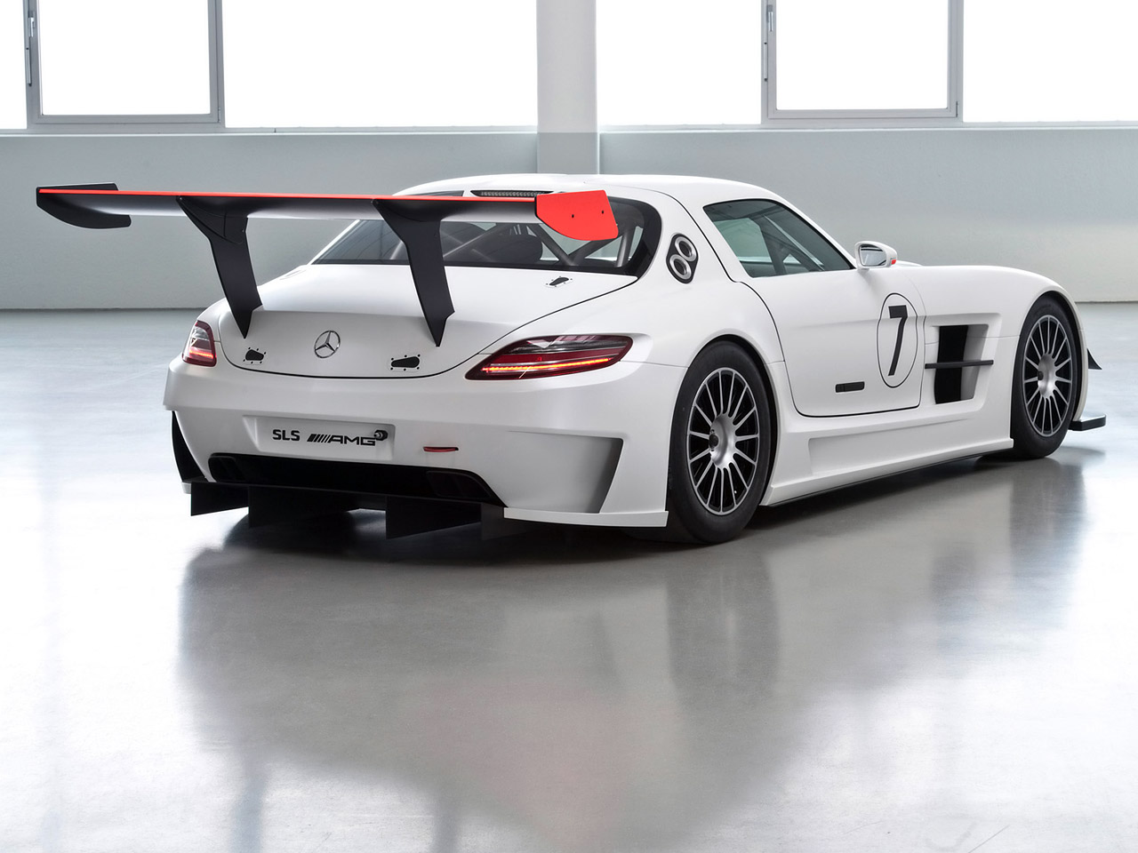2011 Mercedes-Benz SLS AMG GT3