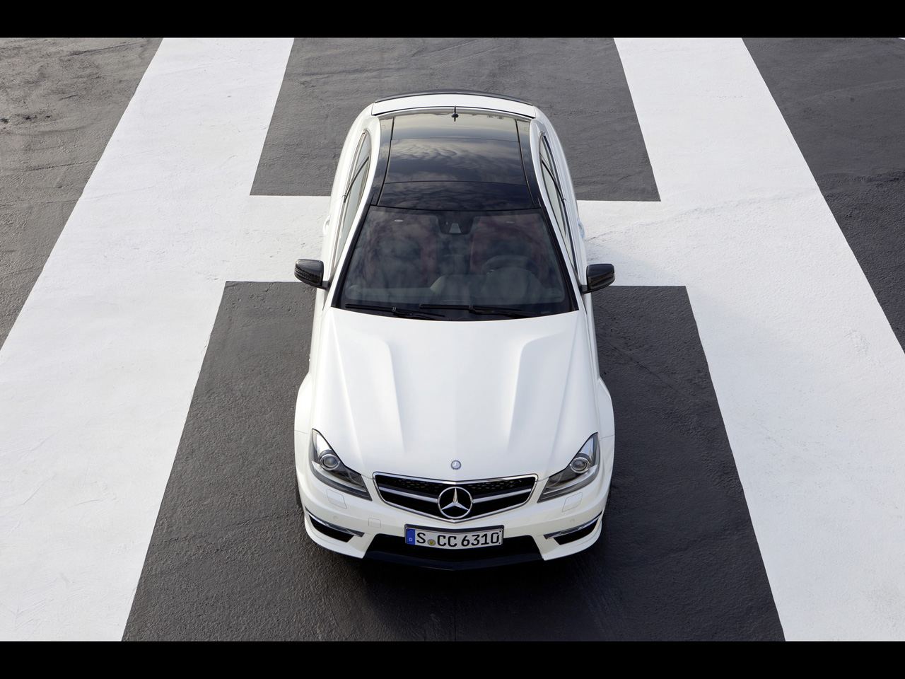 2012 Mercedes-Benz C63 AMG Coupe
