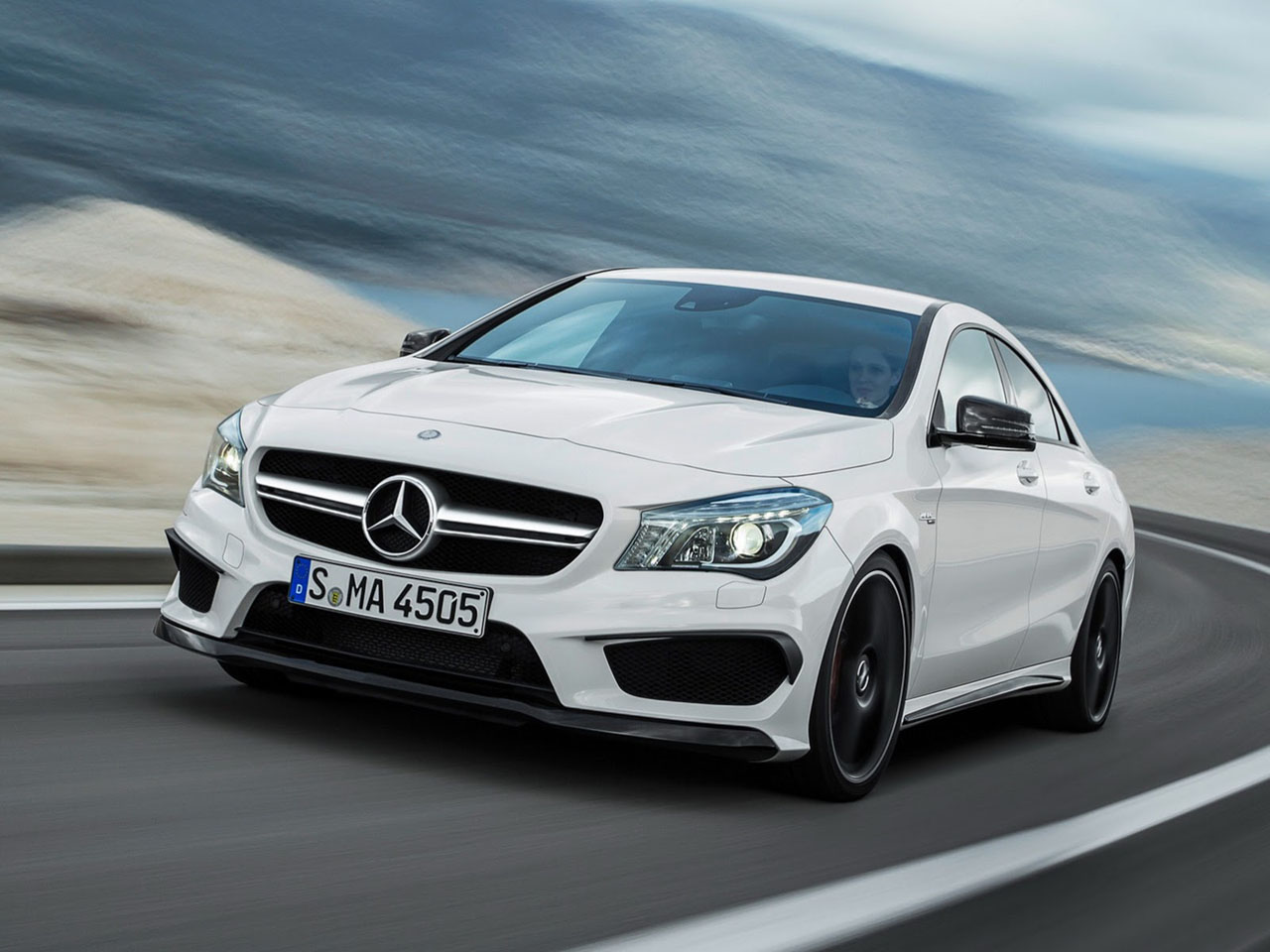2014 Mercedes-Benz CLA 45 AMG