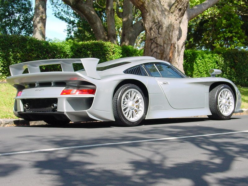 1997 Porsche 911 GT1