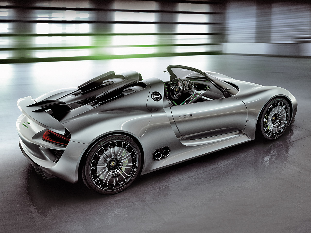 2010 Porsche 918 Spyder Concept