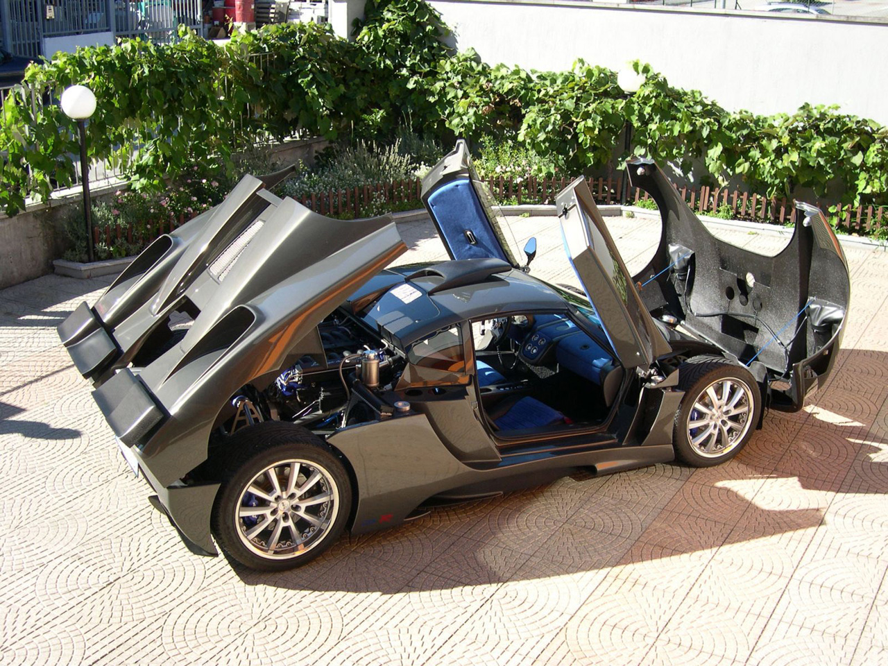 2013 Simbol Design Lavazza GTX-R