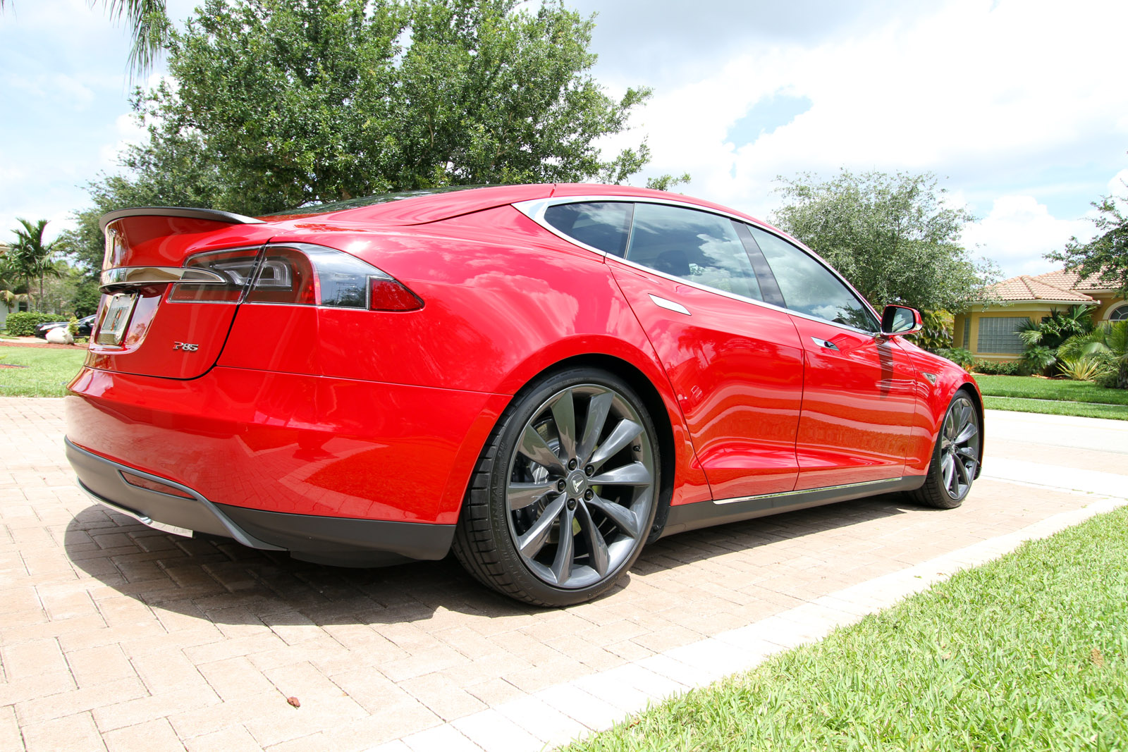 2013 Tesla Model S